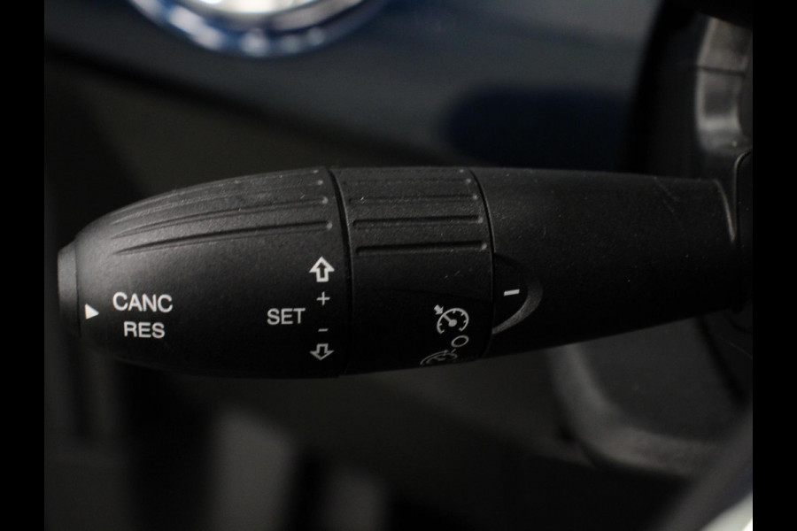 Fiat 500C 1.0 Hybrid Lounge Plus Navigatie Cruise Control Parkeer Sensoren Climate Control DAB Lichtmetalen Velgen