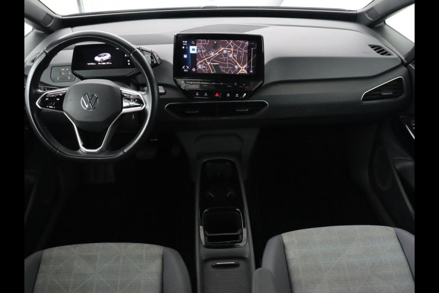 Volkswagen ID.3 Life 58 kWh | Stoel & stuurverwarming | Carplay | Adaptive cruise | Navigatie | Full LED | Parkeerhulp | DAB | Climate control