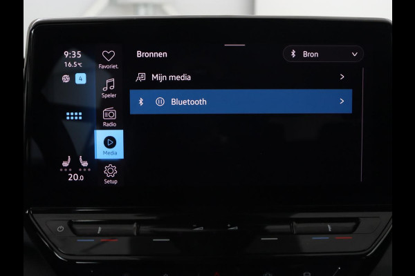 Volkswagen ID.3 Life 58 kWh | Stoel & stuurverwarming | Carplay | Adaptive cruise | Navigatie | Full LED | Parkeerhulp | DAB | Climate control