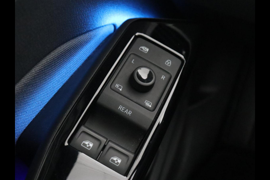 Volkswagen ID.3 Life 58 kWh | Stoel & stuurverwarming | Carplay | Adaptive cruise | Navigatie | Full LED | Parkeerhulp | DAB | Climate control