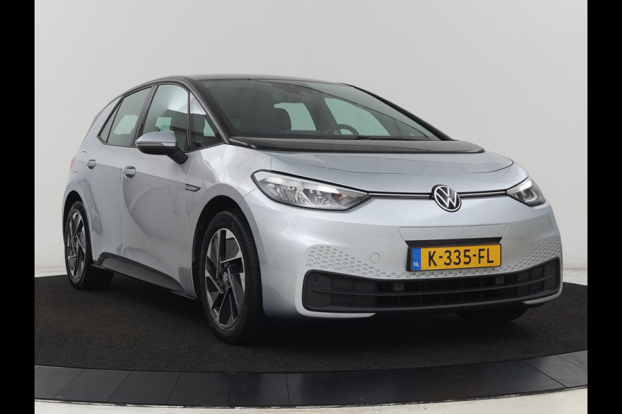 Volkswagen ID.3 Life 58 kWh | Stoel & stuurverwarming | Carplay | Adaptive cruise | Navigatie | Full LED | Parkeerhulp | DAB | Climate control