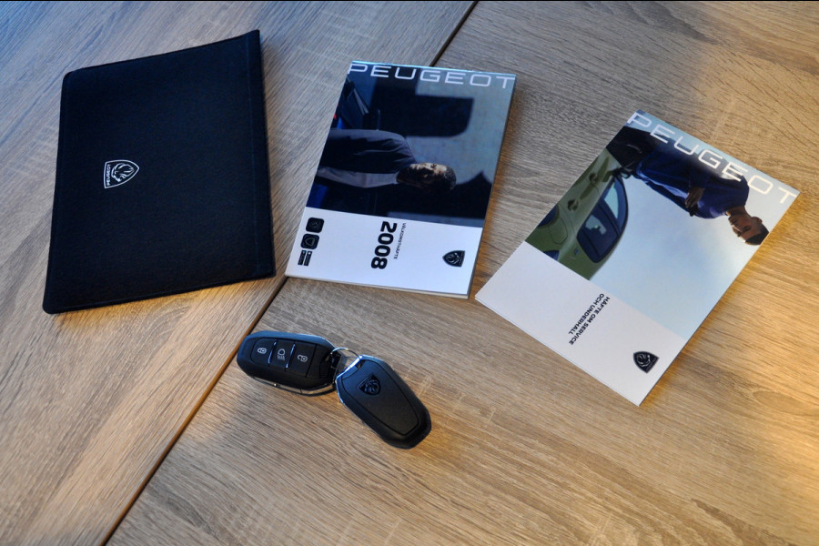 Peugeot 2008 1.2 PureTech 130 GT | Adaptieve CC | Camera | Navi