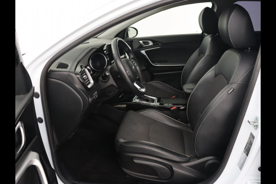 Kia Xceed 1.6 GDI PHEV DynamicPlusLine | Stoel & stuurverwarming | Adaptive cruise | Camera | Carplay | Keyless | Full LED | Half leder | Navigatie