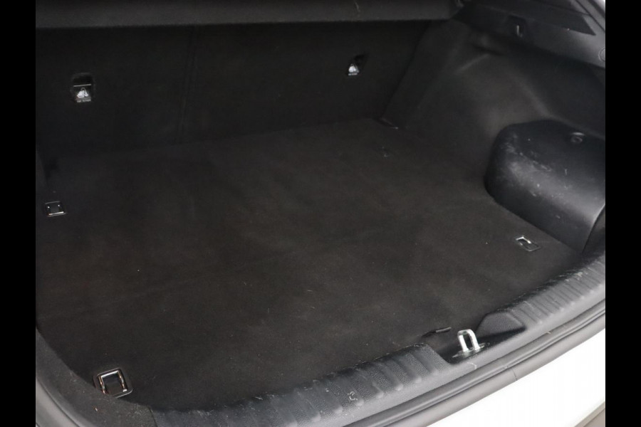 Kia Xceed 1.6 GDI PHEV DynamicPlusLine | Stoel & stuurverwarming | Adaptive cruise | Camera | Carplay | Keyless | Full LED | Half leder | Navigatie