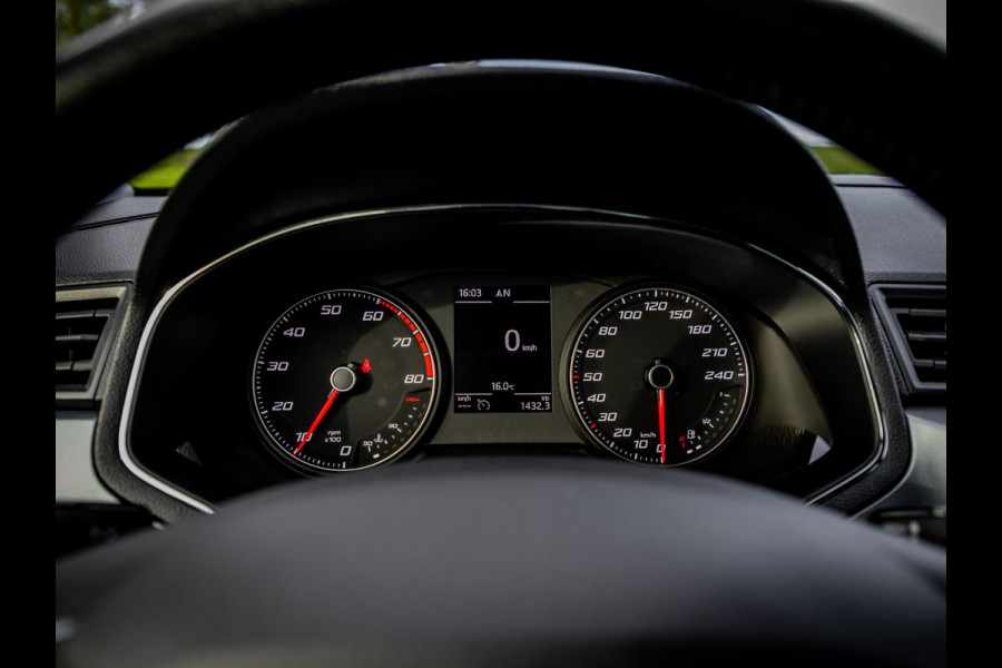 Seat Arona 1.0 TSI Style Intense Navigatie|360 Camera|Trekhaak