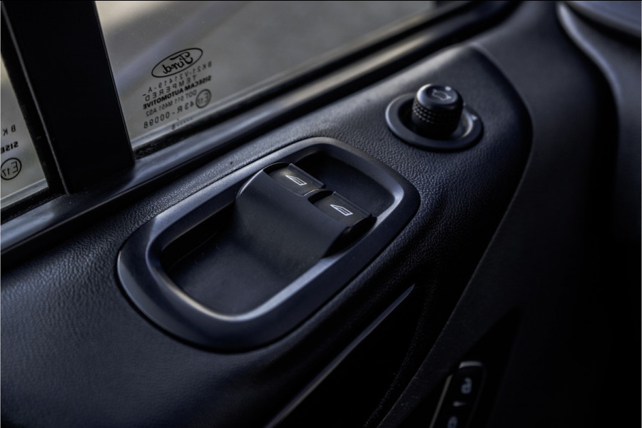 Ford Transit Custom 2.0TDCI | L2H1 | 170PK | Automaat | Camera | CarPlay | LED | Xenon | Zijschuifdeur R+L | Cruise| PDC | Euro 6