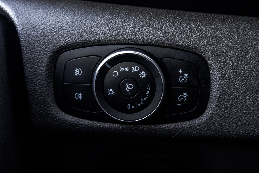 Ford Transit Custom 2.0TDCI | L2H1 | 170PK | Automaat | Camera | CarPlay | LED | Xenon | Zijschuifdeur R+L | Cruise| PDC | Euro 6