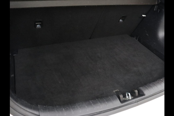 Kia Rio 1.0 TGDI GT-Line | Stoel & stuurverwarming | Carplay | Half leder | Keyless | Navigatie | Climate control | DAB | Camera | Cruise control