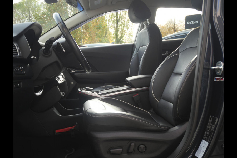 Kia e-Niro ExecutiveLine 64 kWh 1-Fase | Navigatie | Climate Control | Stoel & Stuurverwarming | JBL