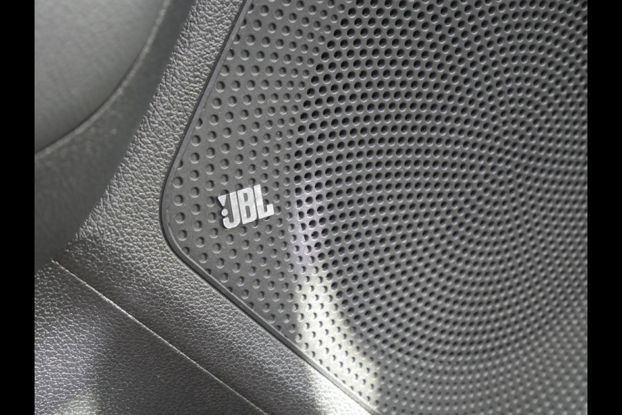 Kia e-Niro ExecutiveLine 64 kWh 1-Fase | Navigatie | Climate Control | Stoel & Stuurverwarming | JBL
