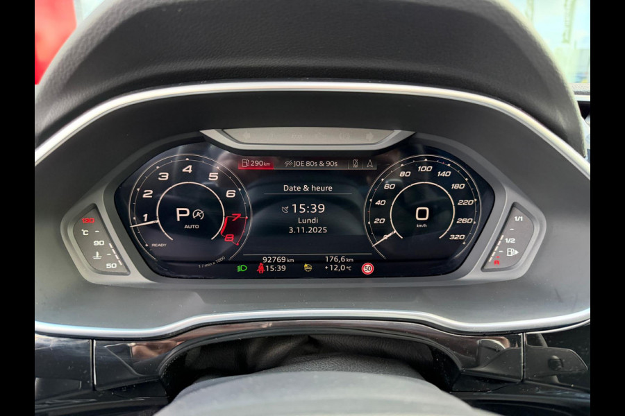 Audi Q3 Sportback TFSI RS / Pano'dak / Alcantara / Carbon afwerking