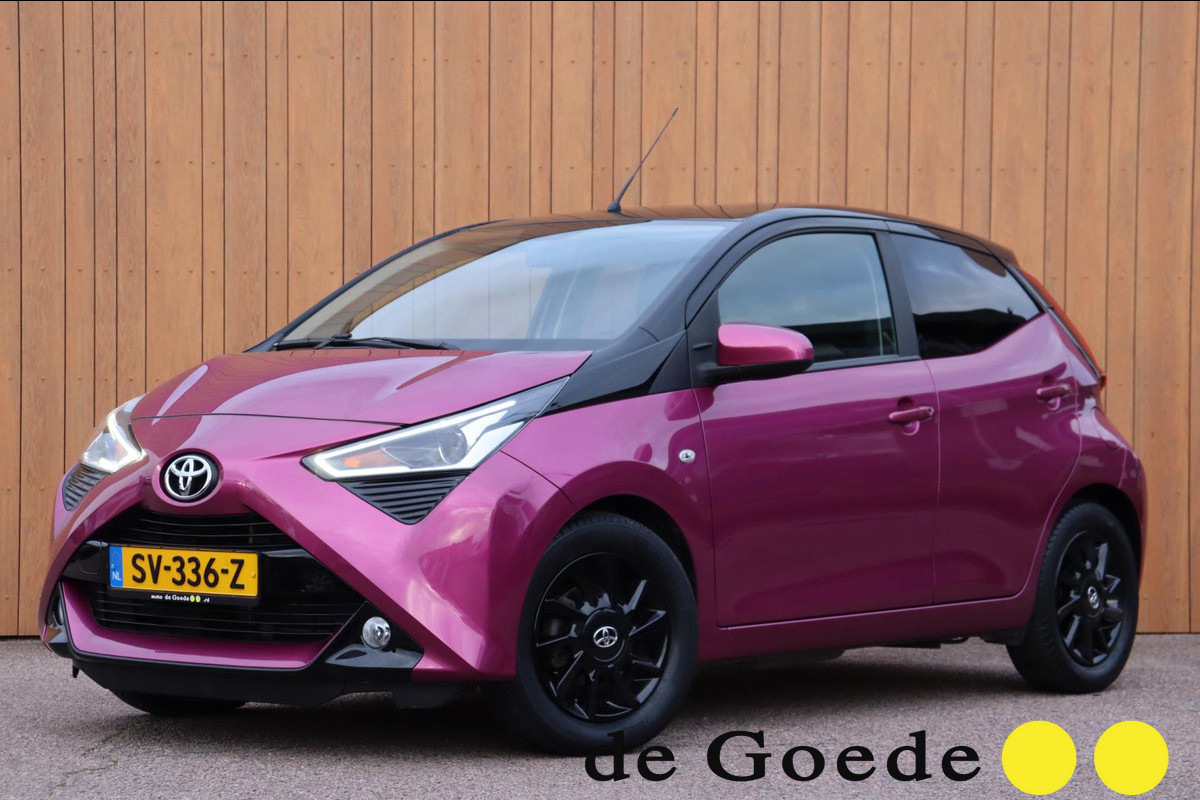 Toyota Aygo 1.0 VVT-i x-cite org.NL a.camera afn.trekhaak