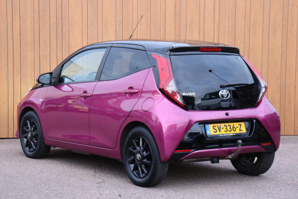 Toyota Aygo 1.0 VVT-i x-cite org.NL a.camera afn.trekhaak
