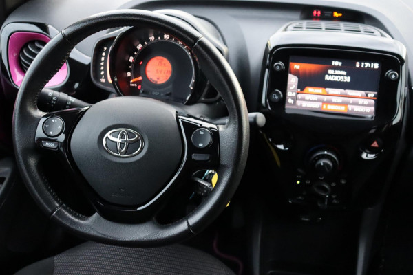 Toyota Aygo 1.0 VVT-i x-cite org.NL a.camera afn.trekhaak