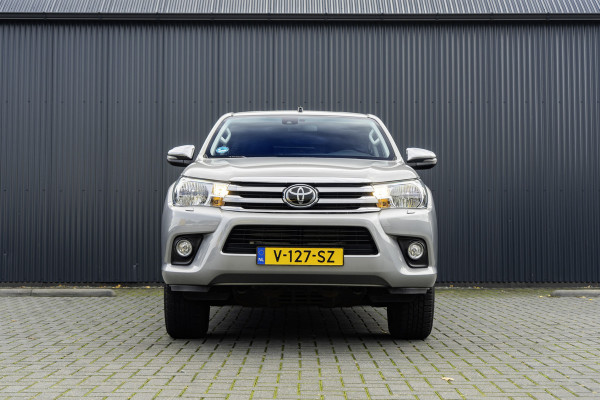 Toyota Hilux D-4D-F Double Cab | 4X4 | Automaat | Camera | Navigatie | Cruise | Airco | Euro 6