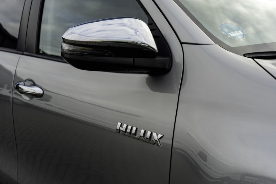 Toyota Hilux D-4D-F Double Cab | 4X4 | Automaat | Camera | Navigatie | Cruise | Airco | Euro 6