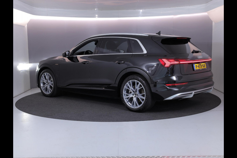 Audi e-tron 55 quattro S edition 95 kWh 408pk | Navigatie | Elektrisch verstelbare voorstoelen | Luchtvering | Parkeercamera | Matrix koplampen