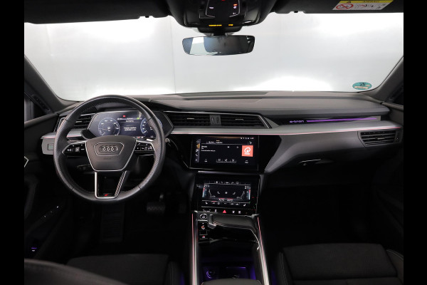 Audi e-tron 55 quattro S edition 95 kWh 408pk | Navigatie | Elektrisch verstelbare voorstoelen | Luchtvering | Parkeercamera | Matrix koplampen