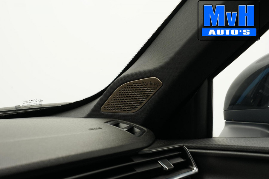 Lynk & Co 01 1.5 Hybride|FULL BLACK XXL|ZWARTE.HEMEL|360ºCAM