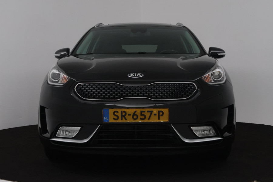 Kia Niro 1.6 GDi Hybrid Edition (PANORAMADAK, STOEL/STUUR VERWARMING, ACHTERUITRIJCAMERA, NAVIGATIE, PARKEERSENSOREN)