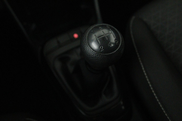 Kia Picanto 1.0 CVVT ComfortPlusLine Navigator (NAVIGATIE, ACHTERUITRIJCAMERA, BLUETOOTH)