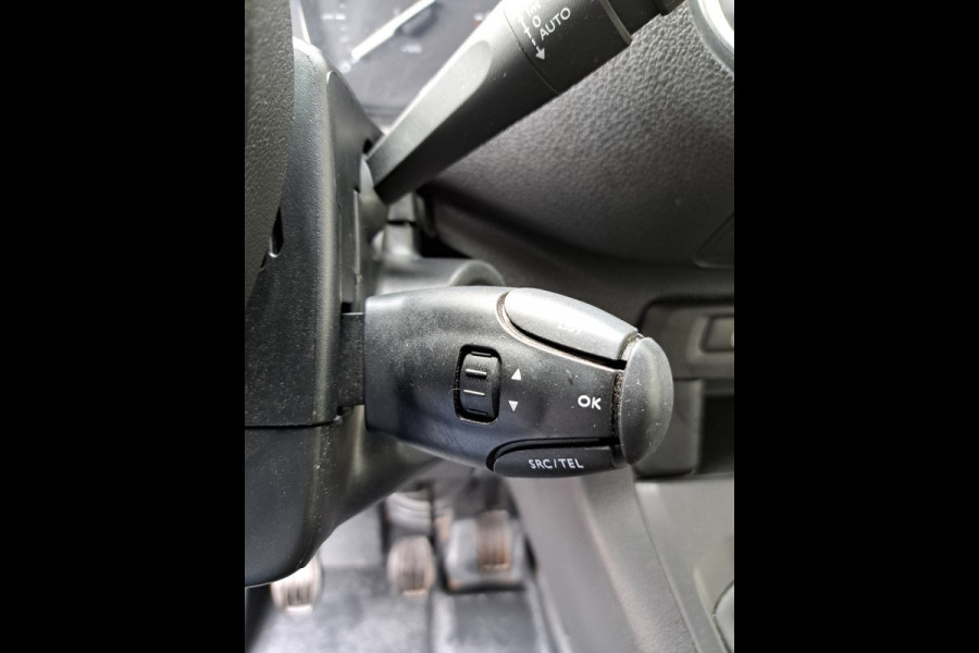 Opel Vivaro 2.0 CDTI 144Pk 5 persoon Dubbel Cabine Airco Navigatie Achteruitrijcamera DC