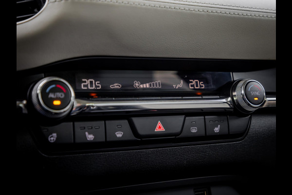 Mazda 3 2.0 e-SkyActiv-X M Hybrid 180 Luxury Leder|HeadUp display