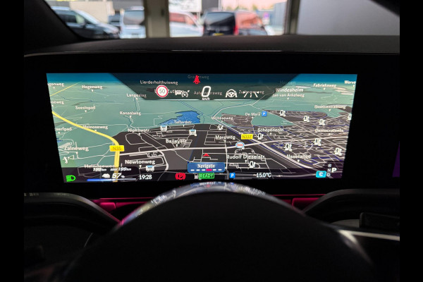 Mercedes-Benz Eqv 300 L2 - 8-pers AMG Facelift - Inter. & Exterieur pakket - 360 - Vol Opties - Incl. Garantie