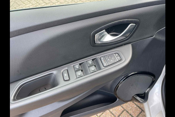 Renault Clio Estate 1.2 TCe Bose / stoelverwarming / camera