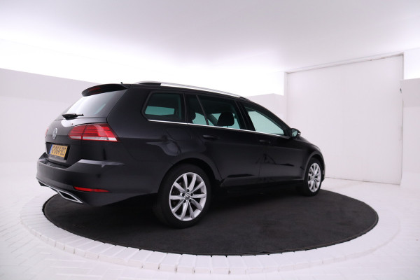 Volkswagen Golf Variant 1.5 TSI Highline automaat, virtual cockpit, climate etc.
