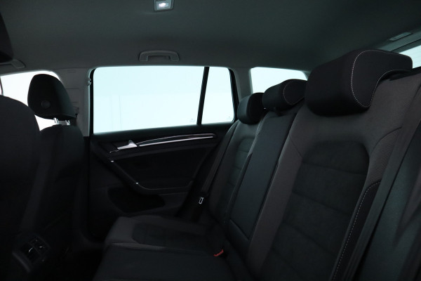 Volkswagen Golf Variant 1.5 TSI Highline automaat, virtual cockpit, climate etc.