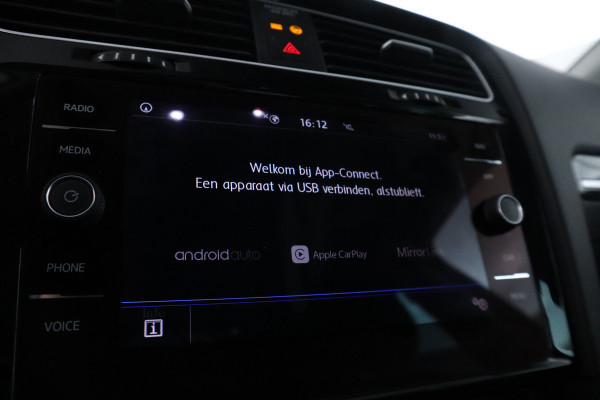 Volkswagen Golf Variant 1.5 TSI Highline automaat, virtual cockpit, climate etc.