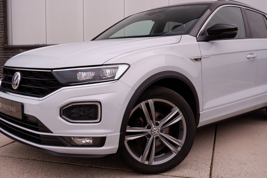 Volkswagen T-Roc 1.5 TSI Sport Business 2x R-Line LED | Trekhaak | Carplay | Camera | Virtual Cockpit | Navi | PDC