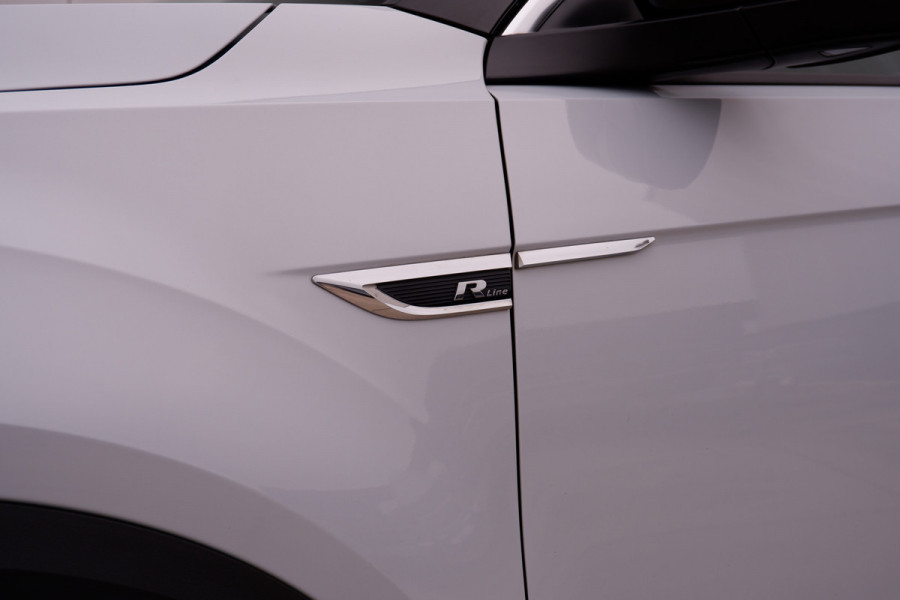 Volkswagen T-Roc 1.5 TSI Sport Business 2x R-Line LED | Trekhaak | Carplay | Camera | Virtual Cockpit | Navi | PDC