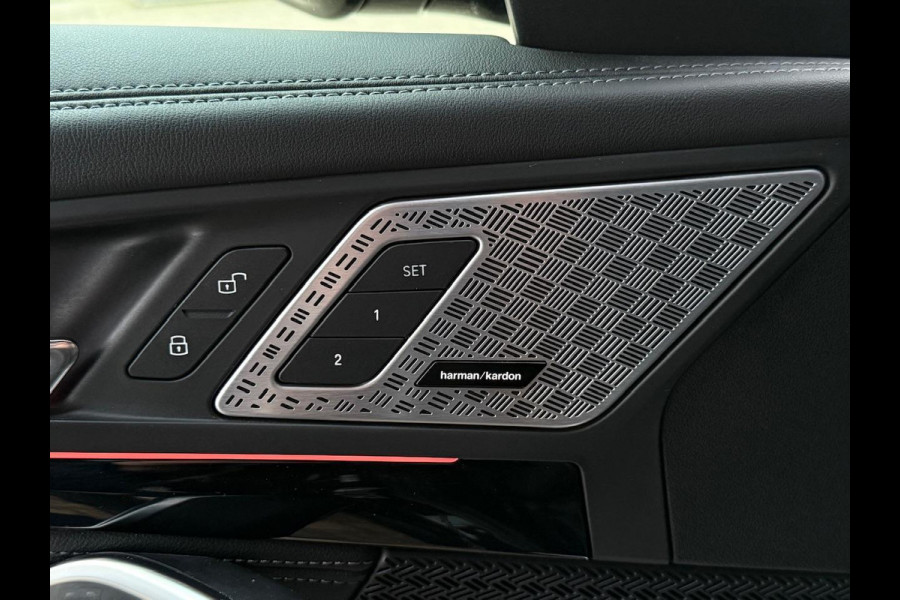 BMW X1 xDrive23i M SPORT | PANORAMADAK | TREKHAAK | HARMAN KARDON | DRIVING PROFF. | MEMORY SEATS |