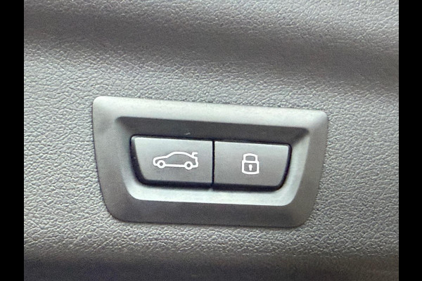 BMW X1 xDrive23i M SPORT | PANORAMADAK | TREKHAAK | HARMAN KARDON | DRIVING PROFF. | MEMORY SEATS |