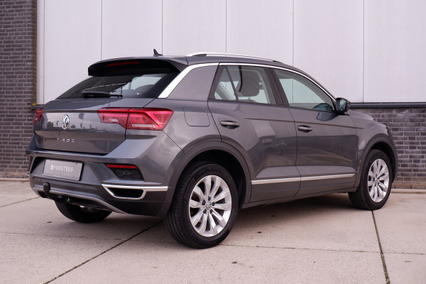 Volkswagen T-Roc 1.5 TSI Sport LED | Trekhaak | Carplay | Camera | Virtual Cockpit | PDC