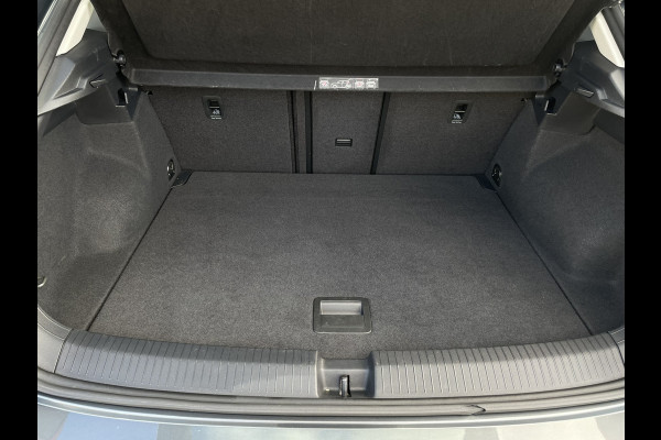 Volkswagen T-Roc 1.5 TSI Sport LED | Trekhaak | Carplay | Camera | Virtual Cockpit | PDC