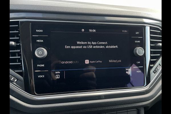 Volkswagen T-Roc 1.5 TSI Sport LED | Trekhaak | Carplay | Camera | Virtual Cockpit | PDC