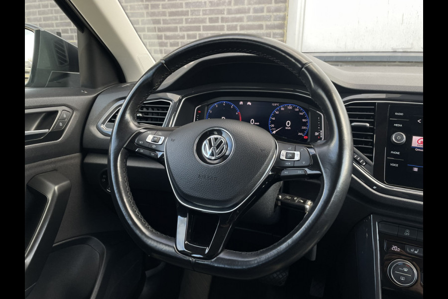 Volkswagen T-Roc 1.5 TSI Sport LED | Trekhaak | Carplay | Camera | Virtual Cockpit | PDC