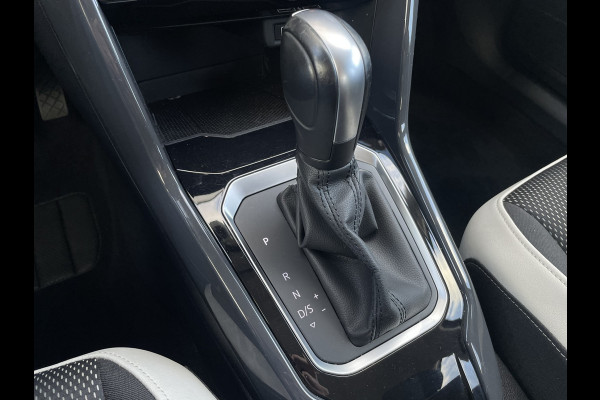 Volkswagen T-Roc 1.5 TSI Sport LED | Trekhaak | Carplay | Camera | Virtual Cockpit | PDC
