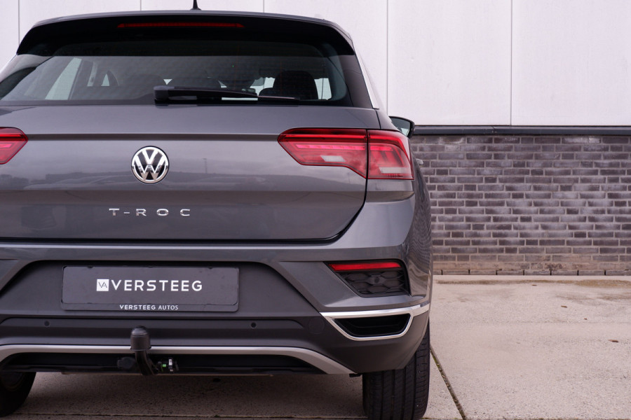 Volkswagen T-Roc 1.5 TSI Sport LED | Trekhaak | Carplay | Camera | Virtual Cockpit | PDC