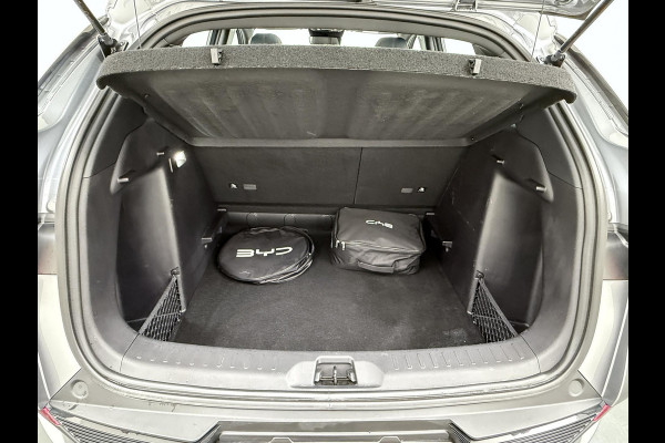 BYD ATTO 3 Comfort 60 kWh PANO| STOELVERW.| FABR. GARANTIE T/M 2029 | AANDRIJFLIJN EN ACCU ZELFS T/M 2031 | BTW VERREKENBAAR