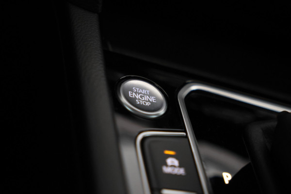 Volkswagen Arteon 2.0 TSI Business R Exclusive Nieuwstaat! 2.Panorama, Navigatie, Climate,