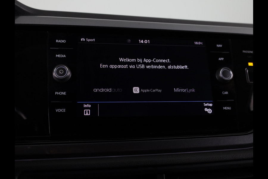 Volkswagen Polo 1.0 TSI Highline 95 pk Automaat (DSG) | Navigatie | Parkeersensoren | Autom. airco | Adaptieve cruise control | Apple Carplay/Android Auto |