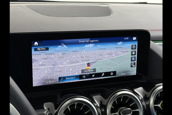 Mercedes-Benz EQA 250 AMG 67kWh Apple Carplay Android Auto Pano-/Schuif-Dak Leer/Alcantara Advanced LED-High-Performance Camera Navi+10" Connect D 191pk AUT. Night-pakket Connect-20 DAB Actieve park-assist+Rem-assistent Adaptive-Gr-licht Stoelverwarming Elek.Achterklep DAB High Perf.-LED  Keyless Business Solution 11kw-AC 1e Eigenaar Origineel Nederlandse Auto S.O.H. 91% 750kg Trekvermogen