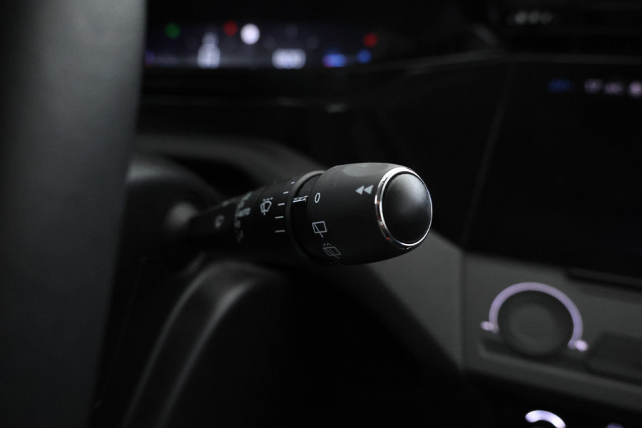 Peugeot 308 1.2 PureTech Active Pack Business Digital Dash, Navigatie, Automaat