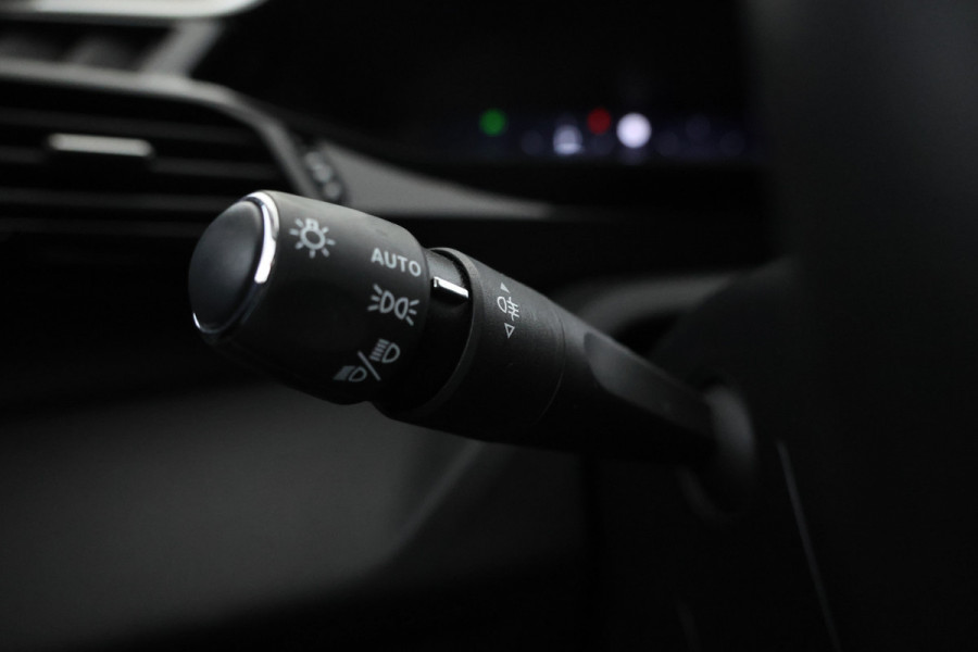 Peugeot 308 1.2 PureTech Active Pack Business Digital Dash, Navigatie, Automaat
