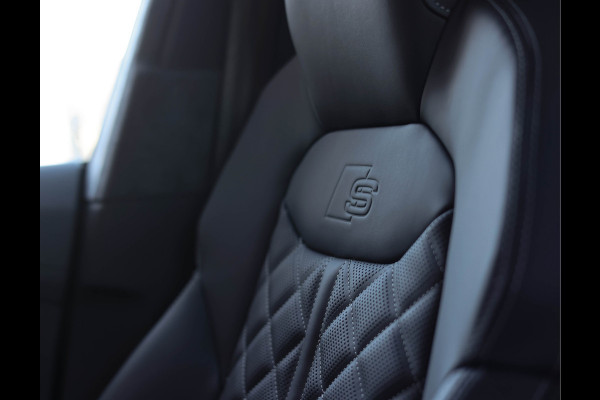 Audi Q8 60 TFSI e Quattro Pro Line S Competition | B&O - Trekhaak - Pano - SoftClose - Massage
