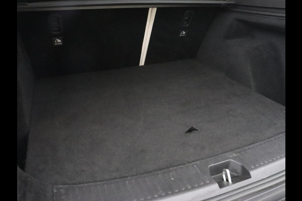 Aiways U5 63 kWh Premium | 40.800km NAP | Panoramadak | Leder | Stoelverwarming | Adaptive cruise | Carplay | 360 camera | Full LED | Keyless